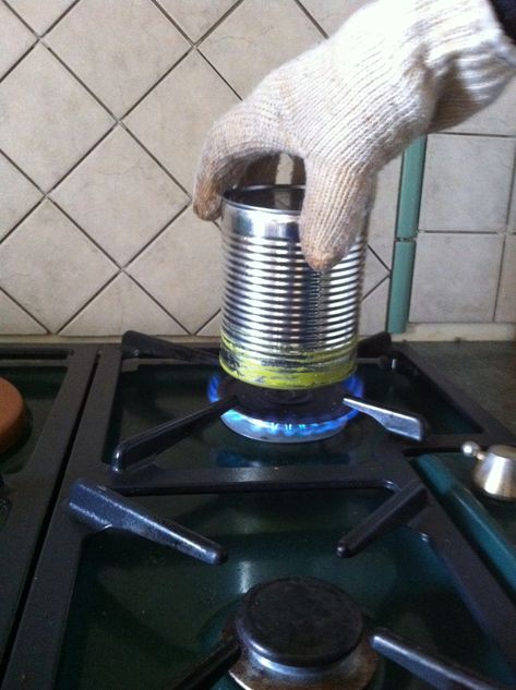 outil de coupe fait maison DIY pour soucoupe plastique